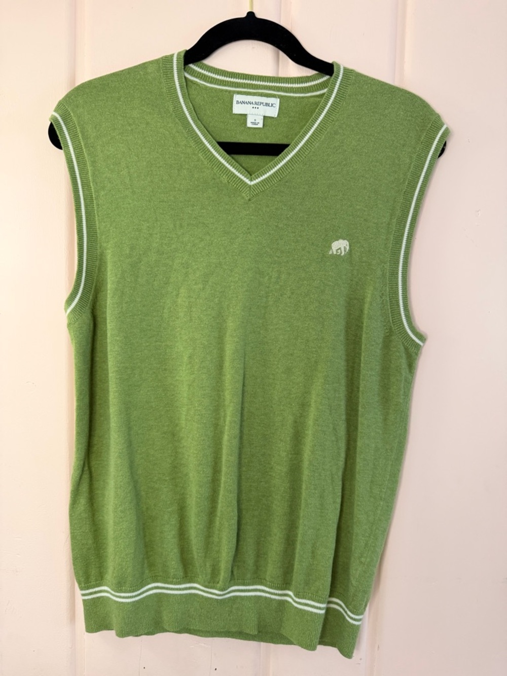 Banana Republic Olive V-Neck 100% cotton Men's Sweater Vest
